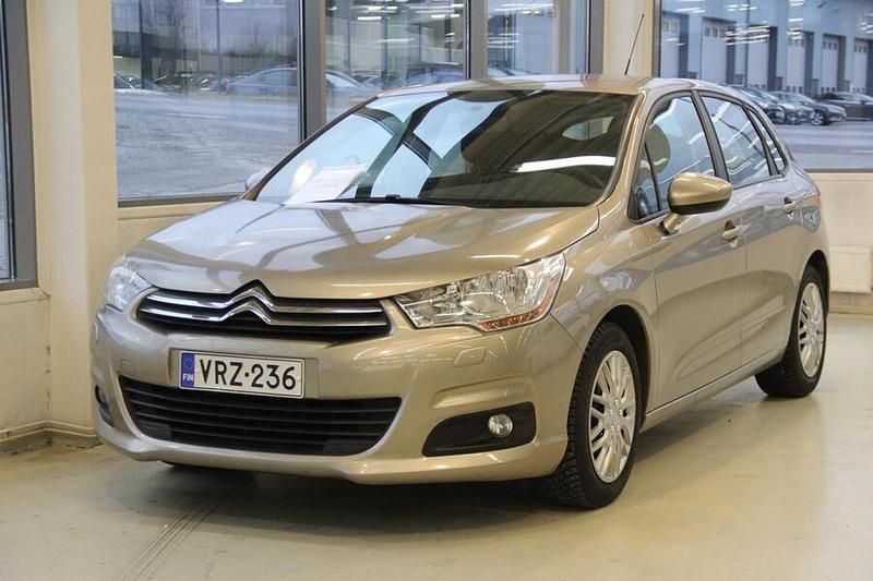 Ruskea Käytetty 2012 Citroën C4 Viistoperä | 6 990 € (Perustarjous) - Kuva 1/4