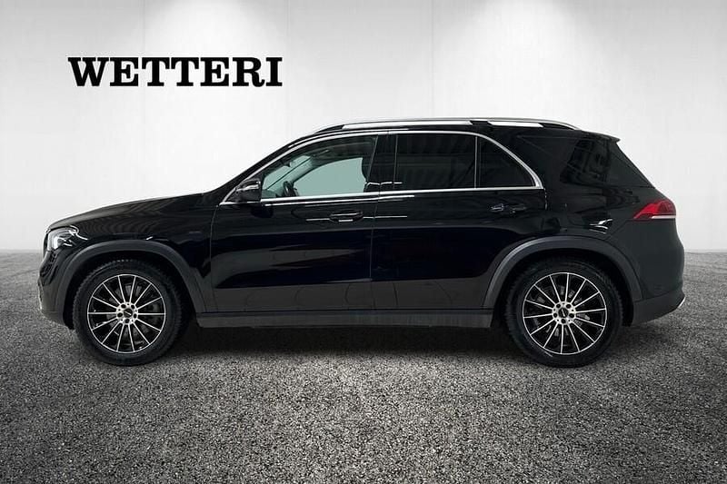 Käytetty Mercedes GLE350 211 HP (155 kW) 2021 Musta Katumaasturi