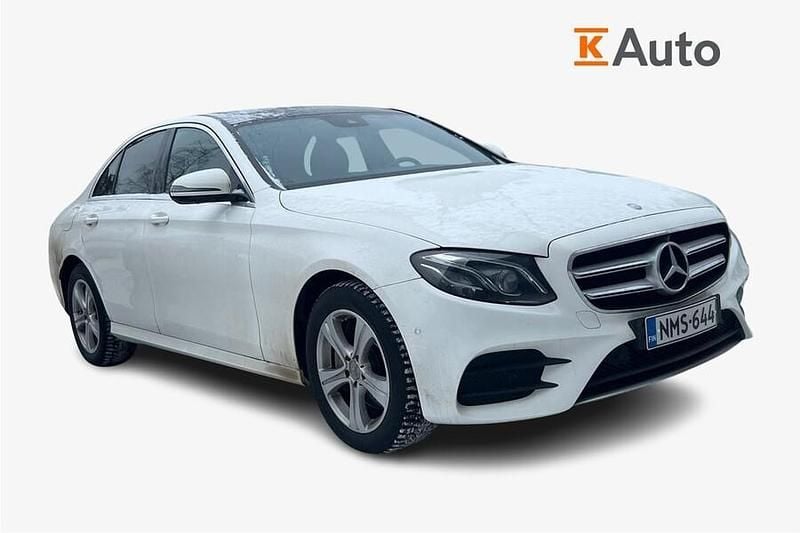 Käytetty Mercedes E220 Business 194 HP (142 kW) 2016 Valkoinen Sedan