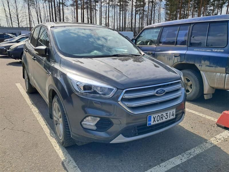 Käytetty 2018 Ford Kuga Titanium Katumaasturi | 15 890 € (Perustarjous) - Kuva 1/3