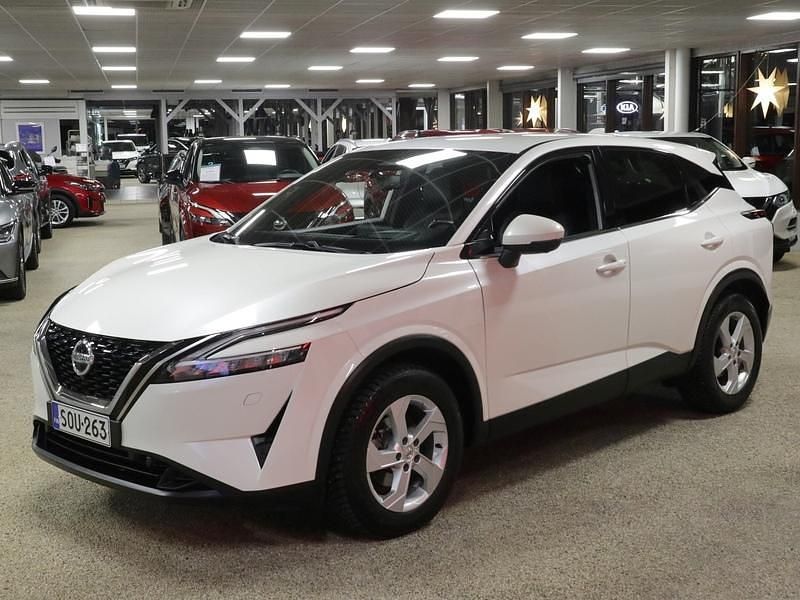 Valkoinen Käytetty 2022 Nissan Qashqai Tekna Katumaasturi | 26 990 € (Perustarjous) - Kuva 1/4