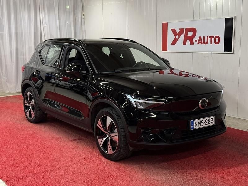 Käytetty Volvo XC40 Plus 300 kW (408 HP) 2023 Katumaasturi