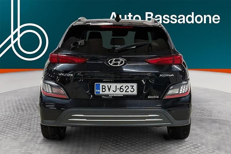 Käytetty Hyundai Kona Style 150 kW (204 HP) 2021 Katumaasturi