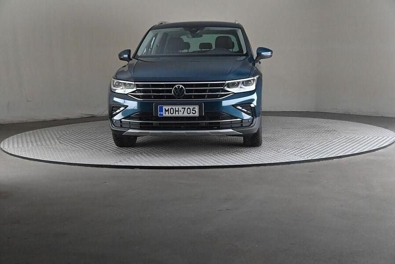 Käytetty VW Tiguan Business 245 HP (180 kW) 2022 Katumaasturi