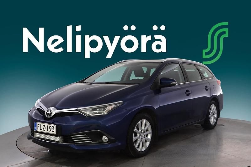 Käytetty Toyota Auris Touring Sports Active 116 HP (85 kW) 2015 Sininen Farmari