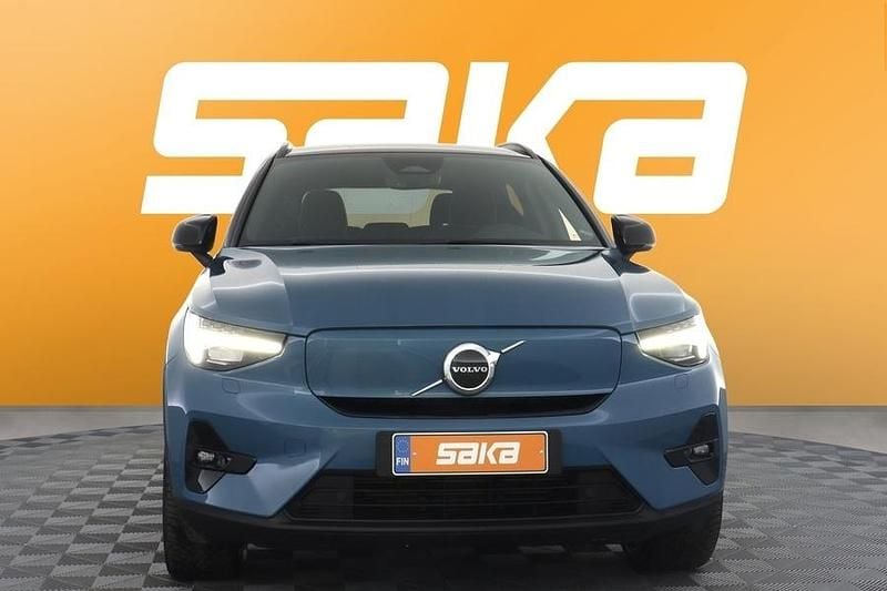 Käytetty Volvo XC40 Plus 169 kW (231 HP) 2023 Katumaasturi