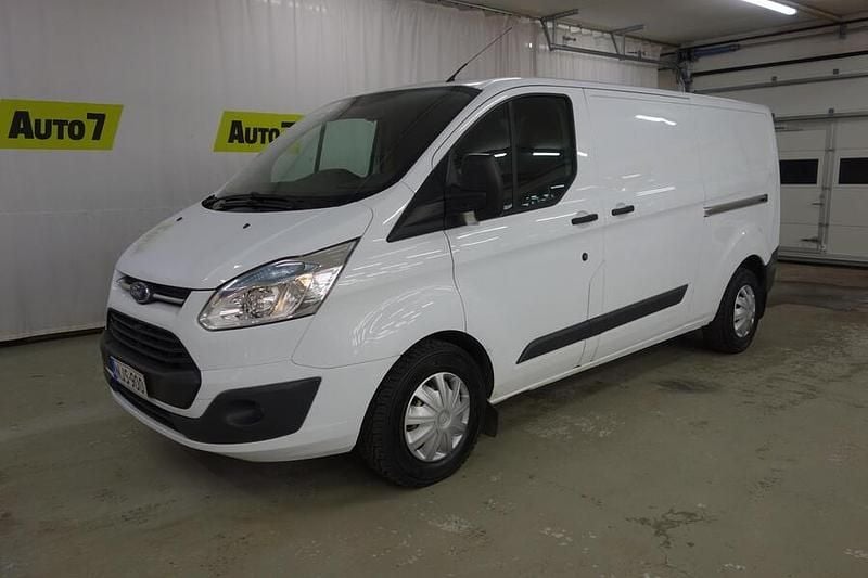 Valkoinen Käytetty 2015 Ford Transit Custom Trend Van | 10 790 € (Hyvä tarjous) - Kuva 1/4