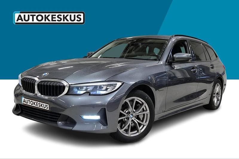 Käytetty 2021 BMW 330e Sport Line Farmari | 21 900 € (Perustarjous) - Kuva 1/2