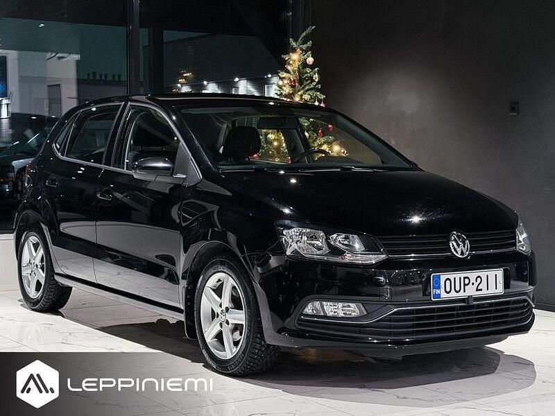 Käytetty VW Polo Comfortline 90 HP (66 kW) 2015 Viistoperä