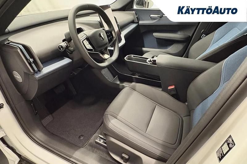Käytetty Volvo EX30 Performance 314 kW (428 HP) 2026 Crystal white met. Katumaasturi
