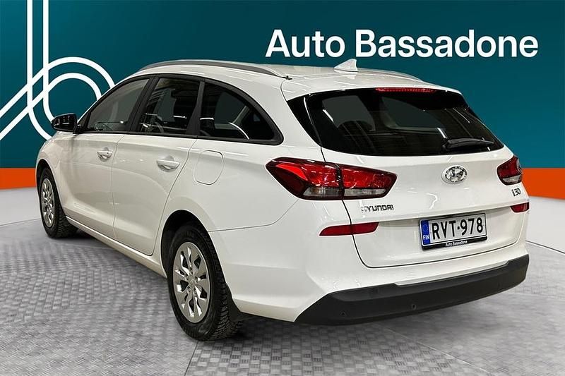 Käytetty Hyundai i30 Classic 109 HP (80 kW) 2024 Farmari