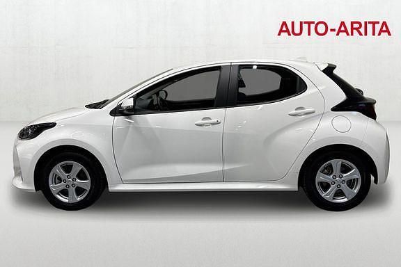 Käytetty Toyota Yaris 114 HP (83 kW) 2024 Valkoinen Viistoperä