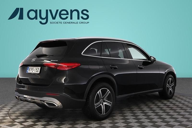 Käytetty Mercedes GLC300e 313 HP (230 kW) 2024 Musta Katumaasturi