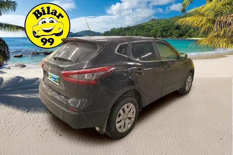 Käytetty Nissan Qashqai Visia 116 HP (85 kW) 2018 Katumaasturi