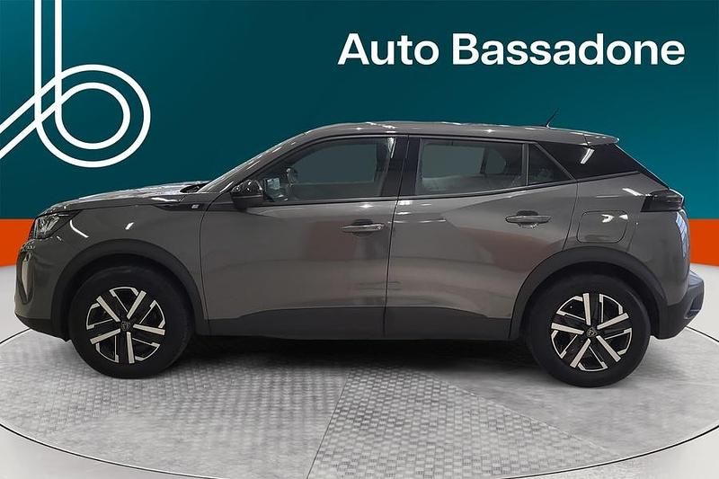 Käytetty Peugeot e-2008 Active 114 kW (156 HP) 2023 Katumaasturi