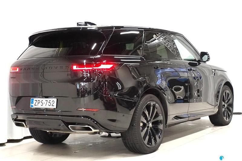 Käytetty Land Rover Range Rover Sport HSE Dynamic 460 HP (338 kW) 2025 Katumaasturi