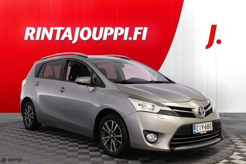 Harmaa Käytetty 2013 Toyota Verso Multidrive S Tila-auto | 10 480 € (Perustarjous) - Kuva 1/3