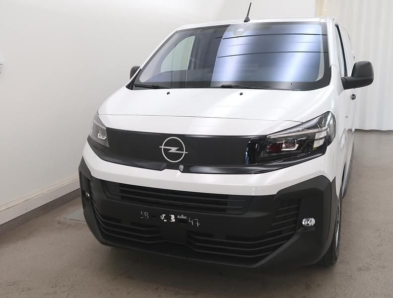 Käytetty Opel Vivaro Edition 177 HP (130 kW) 2024 Valkoinen Tila-auto