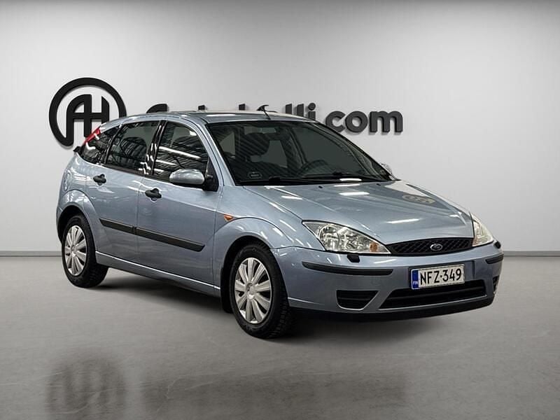 Käytetty 2004 Ford Focus Ambiente Viistoperä | 2 990 € - Kuva 1/4