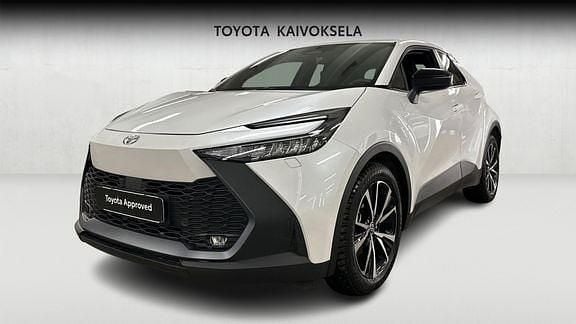 Käytetty Toyota C-HR Business Edition 140 HP (102 kW) 2025 Valkoinen Katumaasturi