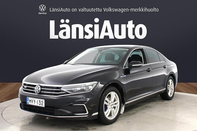 Käytetty VW Passat GTE 218 HP (160 kW) 2020 Musta Sedan