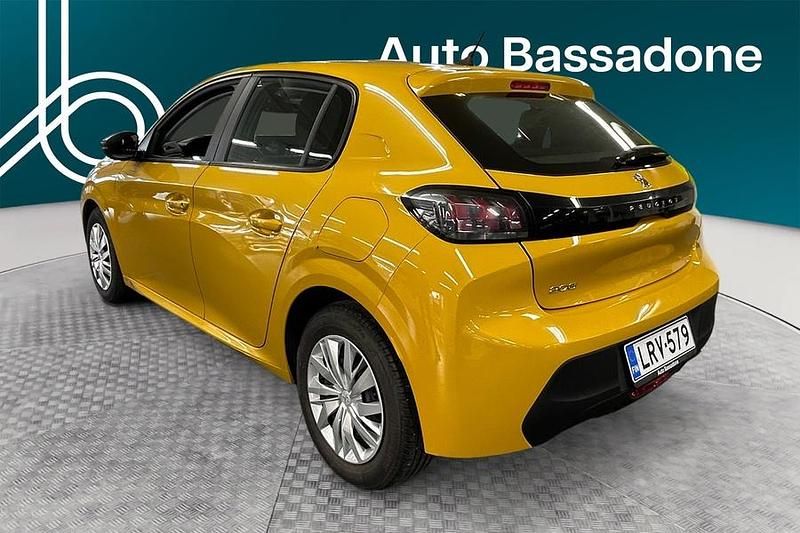 Käytetty Peugeot 208 Active 75 HP (55 kW) 2023 Viistoperä