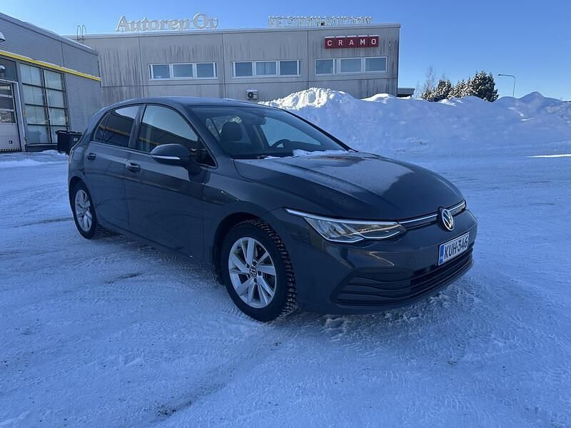 Käytetty VW Golf VIII 110 HP (80 kW) 2021 Viistoperä