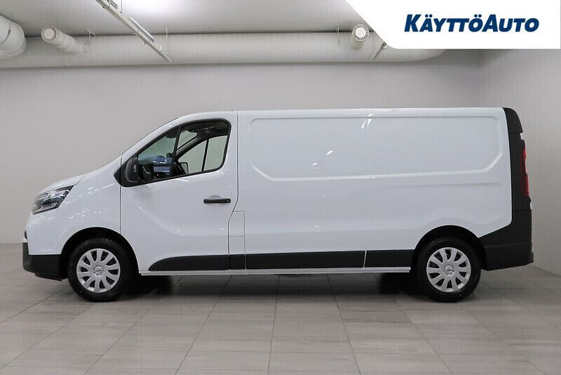 Käytetty Nissan Primastar N-Connecta 178 HP (130 kW) 2022 3695 Tila-auto