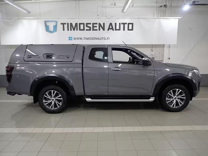 Käytetty Isuzu D-Max 2000 Nouto