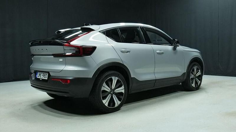 Käytetty Volvo C40 Plus 169 kW (231 HP) 2023 Katumaasturi