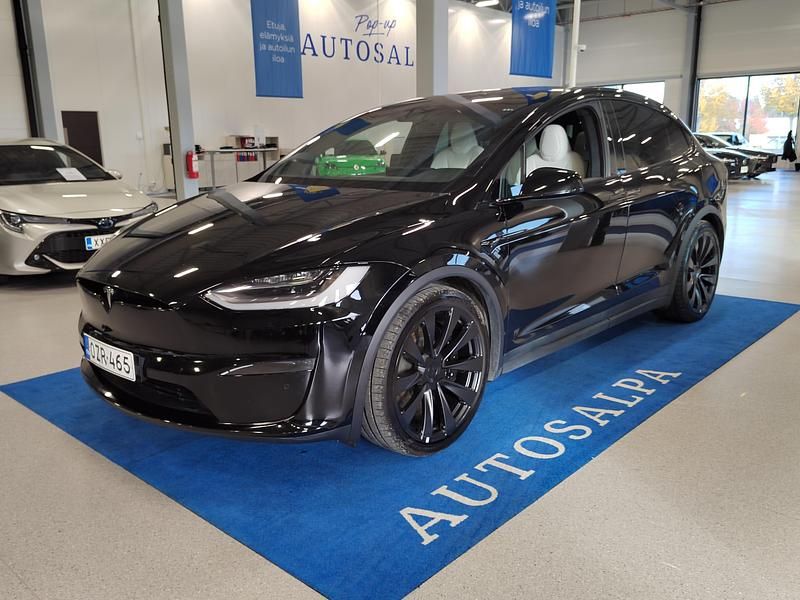 Musta Käytetty 2022 Tesla Model X Plaid Katumaasturi | 72 900 € - Kuva 1/4
