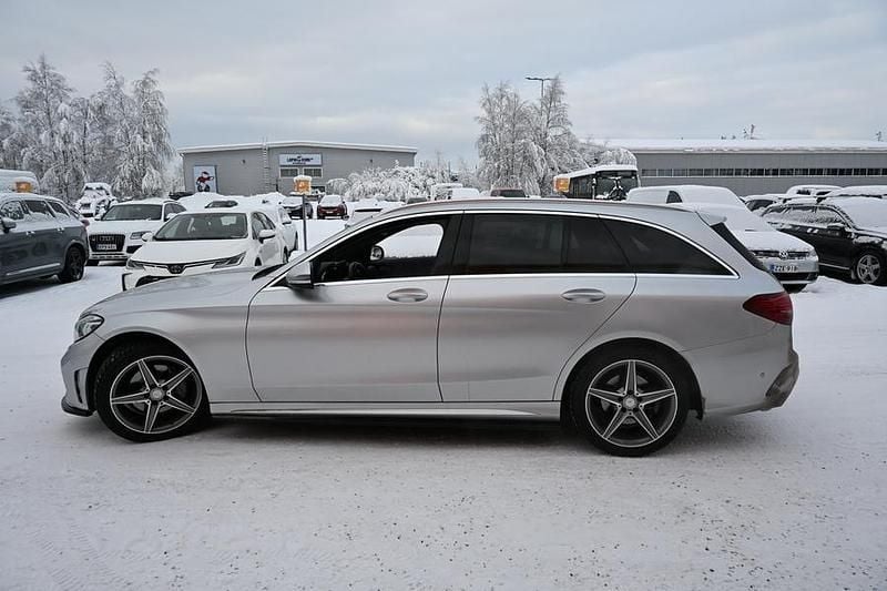 Käytetty Mercedes C220 Business 194 HP (142 kW) 2019 Farmari