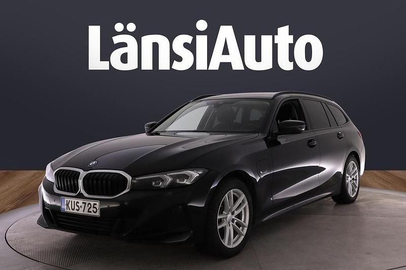 Käytetty BMW 330e 292 HP (214 kW) 2022 Farmari