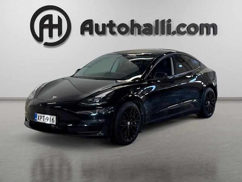 Käytetty Tesla Model 3 335 kW (456 HP) 2021 Sedan