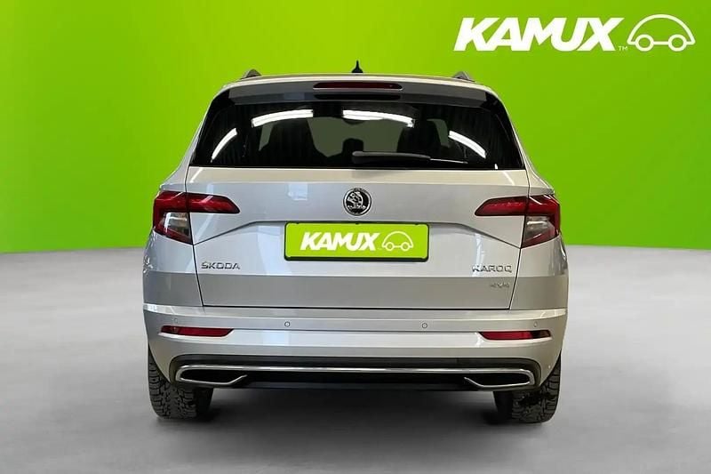 Käytetty Skoda Karoq SportLine 190 HP (139 kW) 2019 Hopea / harmaa Katumaasturi