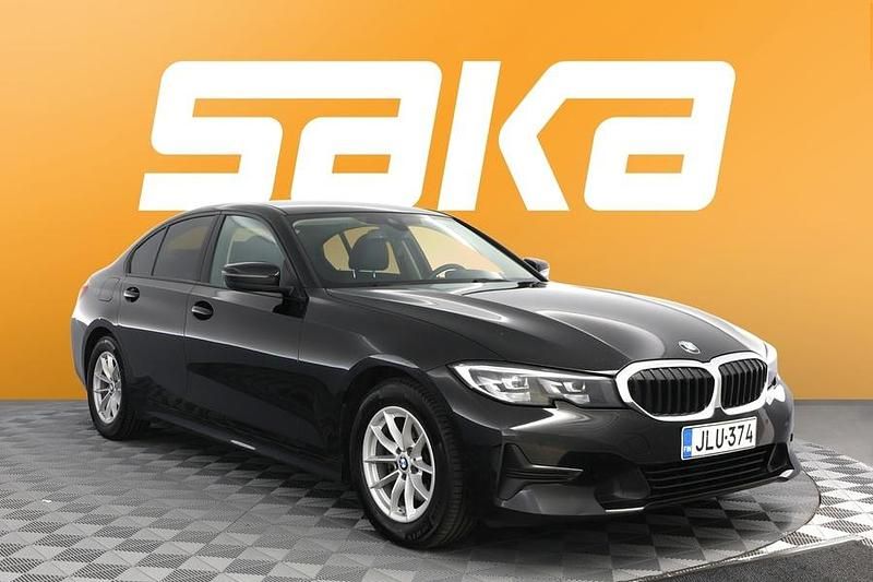 Käytetty 2021 BMW 320 Sedan | 23 400 € (Supertarjous) - Kuva 1/3