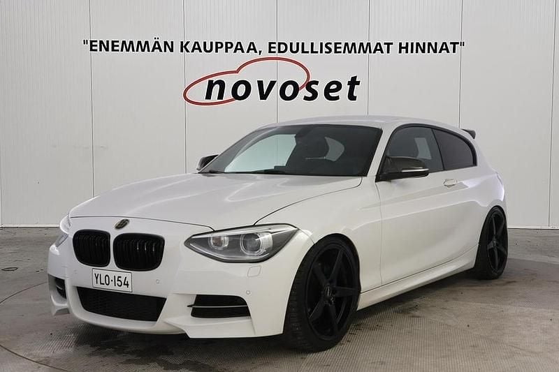 Käytetty BMW M135 320 HP (235 kW) 2014 Valkoinen Viistoperä
