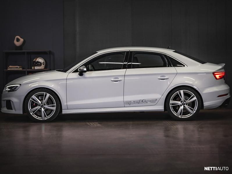 Käytetty Audi RS3 400 HP (294 kW) 2019 Sedan