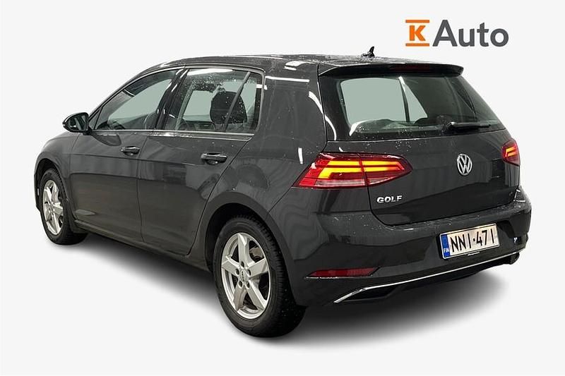 Käytetty VW Golf VII Comfortline 150 HP (110 kW) 2020 Viistoperä