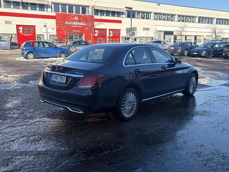 Käytetty Mercedes C200 Edition 184 HP (135 kW) 2017 Sedan