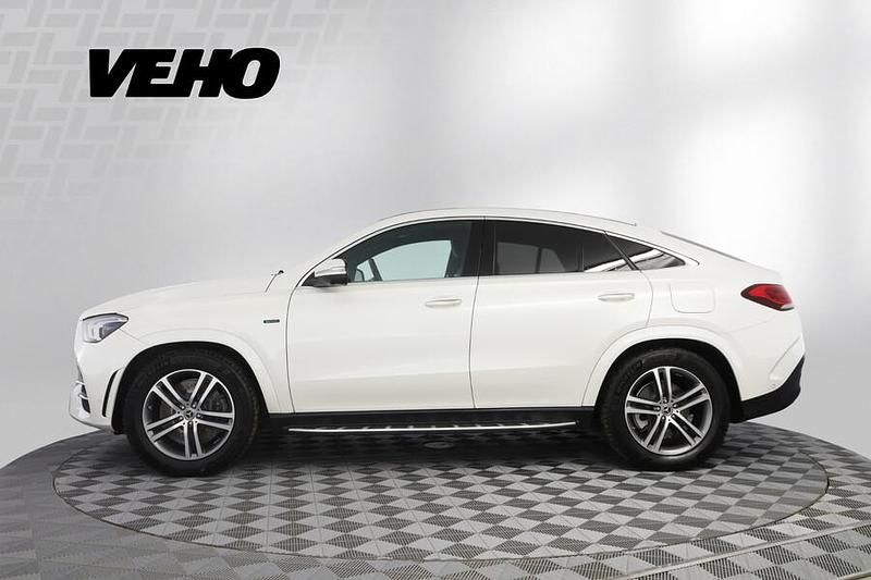Käytetty Mercedes GLE350 Premium Plus 194 HP (142 kW) 2022 Valkoinen Coupe - kaksiovinen