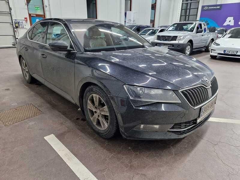 Käytetty 2017 Skoda Superb Elegance Sedan | 17 890 € (Perustarjous) - Kuva 1/4