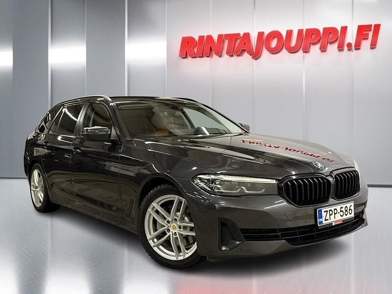 Käytetty BMW 530e 292 HP (214 kW) 2021 Harmaa Farmari