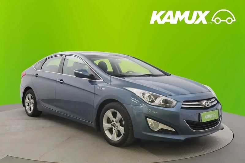 Sininen Käytetty 2013 Hyundai i40 Comfort Sedan | 6 880 € (Perustarjous) - Kuva 1/4