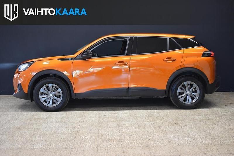 Käytetty Peugeot e-2008 Active 100 kW (136 HP) 2022 Katumaasturi