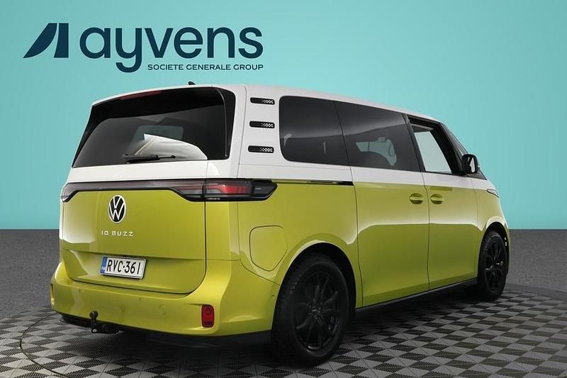 Käytetty VW ID. Buzz Pro 150 kW (204 HP) 2024 Valkoinen Tila-auto