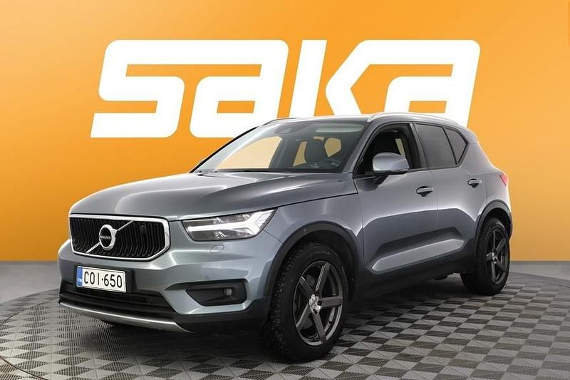 Käytetty Volvo XC40 Momentum 248 HP (182 kW) 2018 Katumaasturi