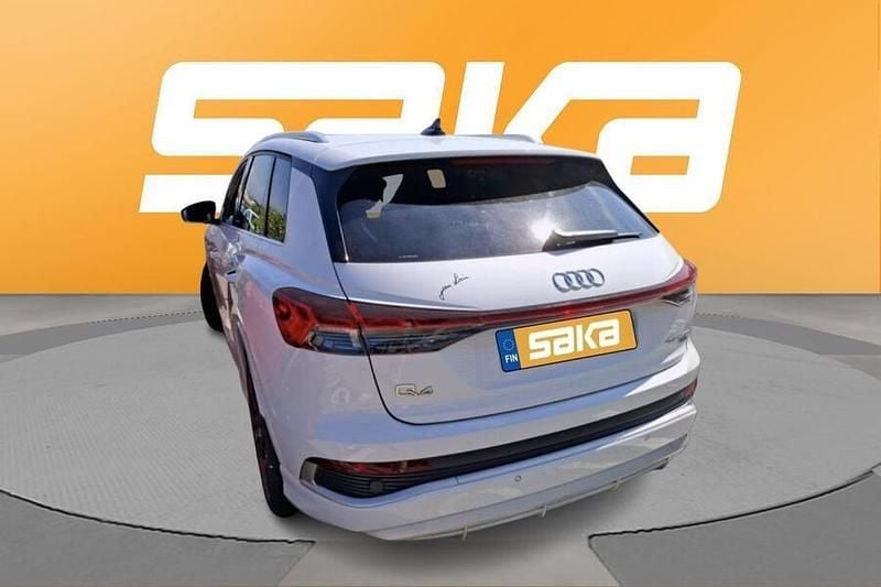 Käytetty Audi Q4 e-tron S-Line 194 kW (265 HP) 2022 Katumaasturi