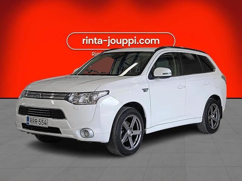 Valkoinen Käytetty 2013 Mitsubishi Outlander P-HEV Instyle Katumaasturi | 8 680 € (Perustarjous) - Kuva 1/3