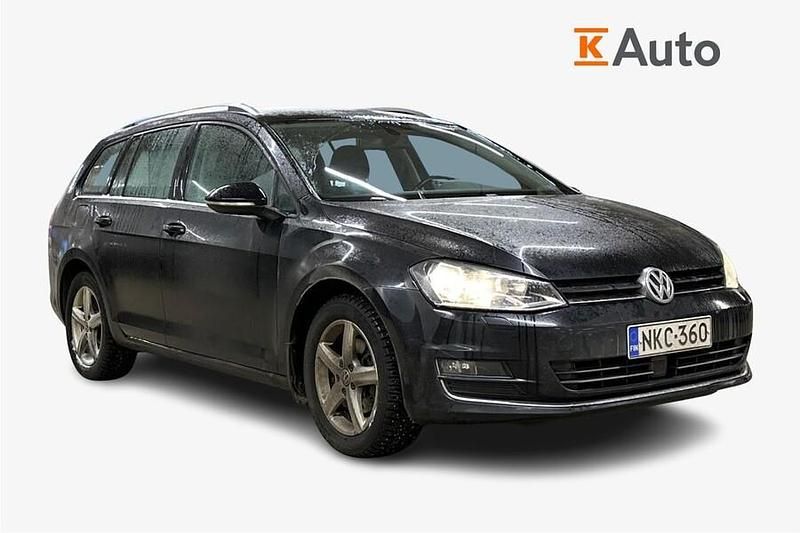 Käytetty VW Golf VII Highline 125 HP (91 kW) 2016 Musta Farmari